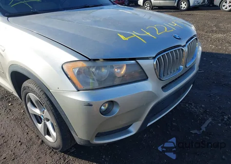 2011 BMW X3 xDrive28I z USA, uszkodzony, nr VIN 5UXWX5C57BL704335